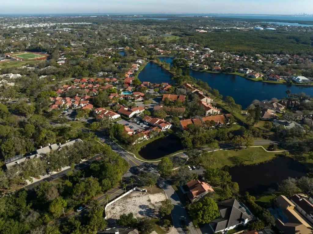 4690 Laurel Oak Lane NE St Petersburg FL 33703