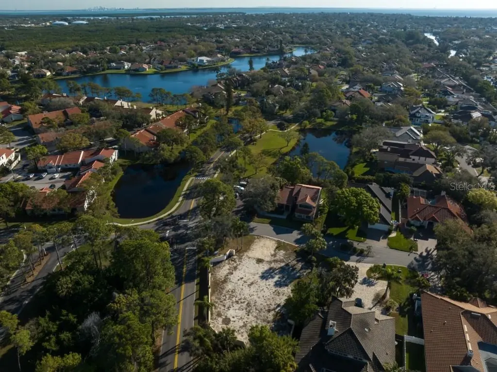 4690 Laurel Oak Lane NE St Petersburg FL 33703