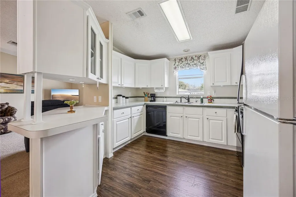 5226 Island View Circle N Polk City FL 33868