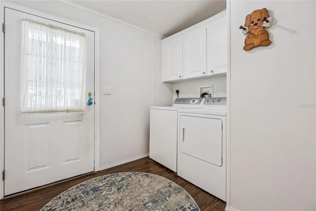 5226 Island View Circle N Polk City FL 33868