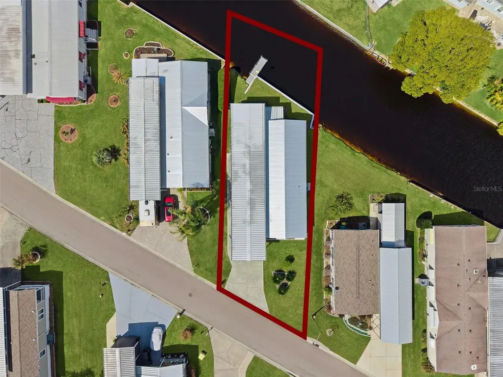 5226 Island View Circle N Polk City FL 33868
