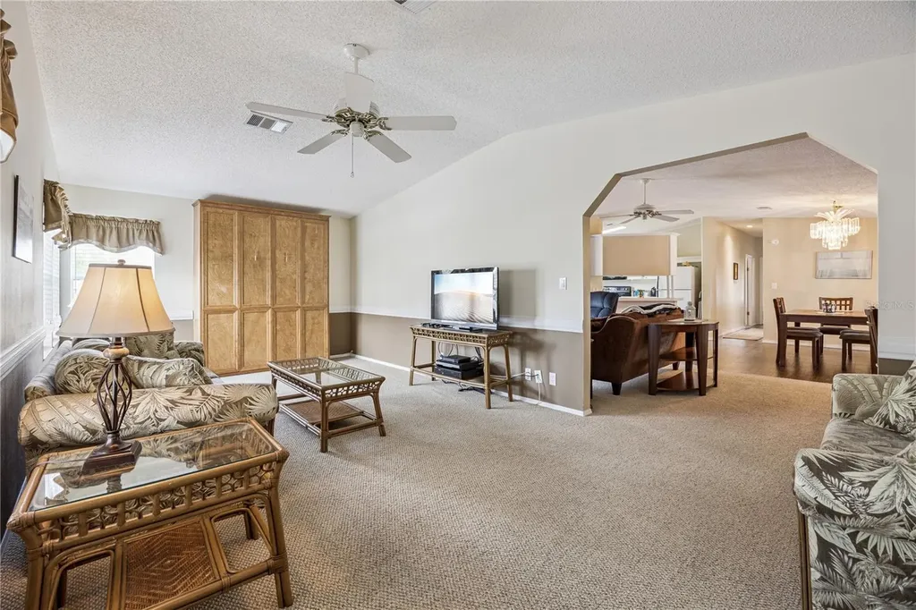 5226 Island View Circle N Polk City FL 33868