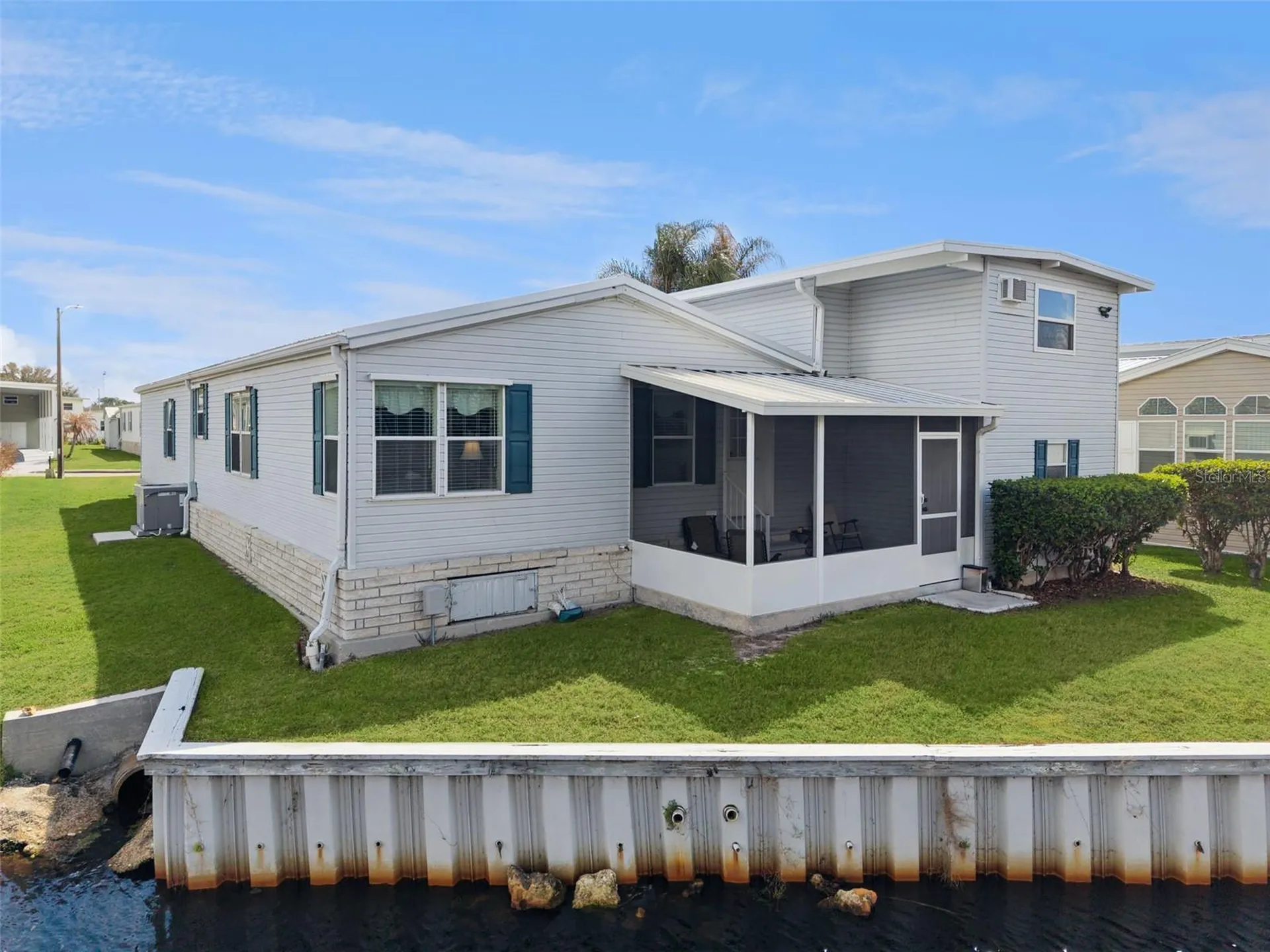 5226 Island View Circle N Polk City FL 33868
