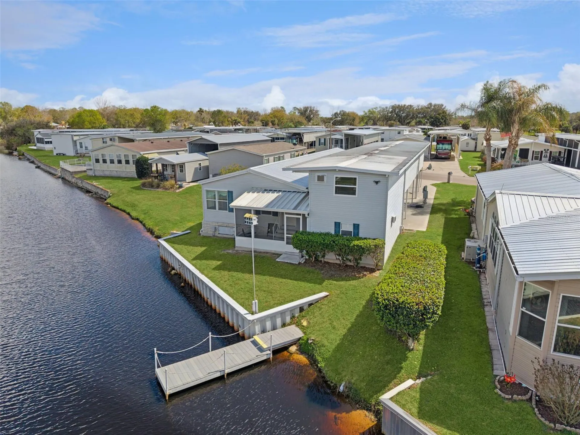 5226 Island View Circle N Polk City FL 33868