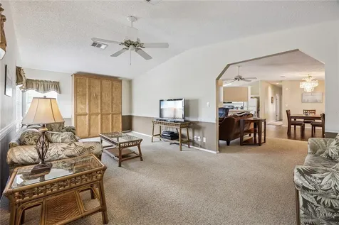5226 Island View Circle N Polk City FL 33868