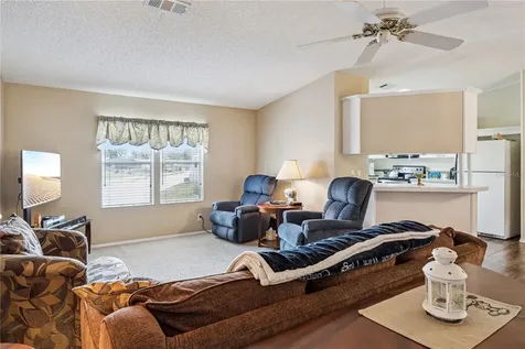 5226 Island View Circle N Polk City FL 33868