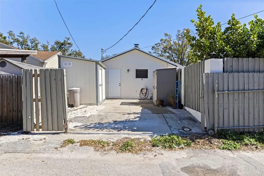 1610 14th Street N St Petersburg FL 33704