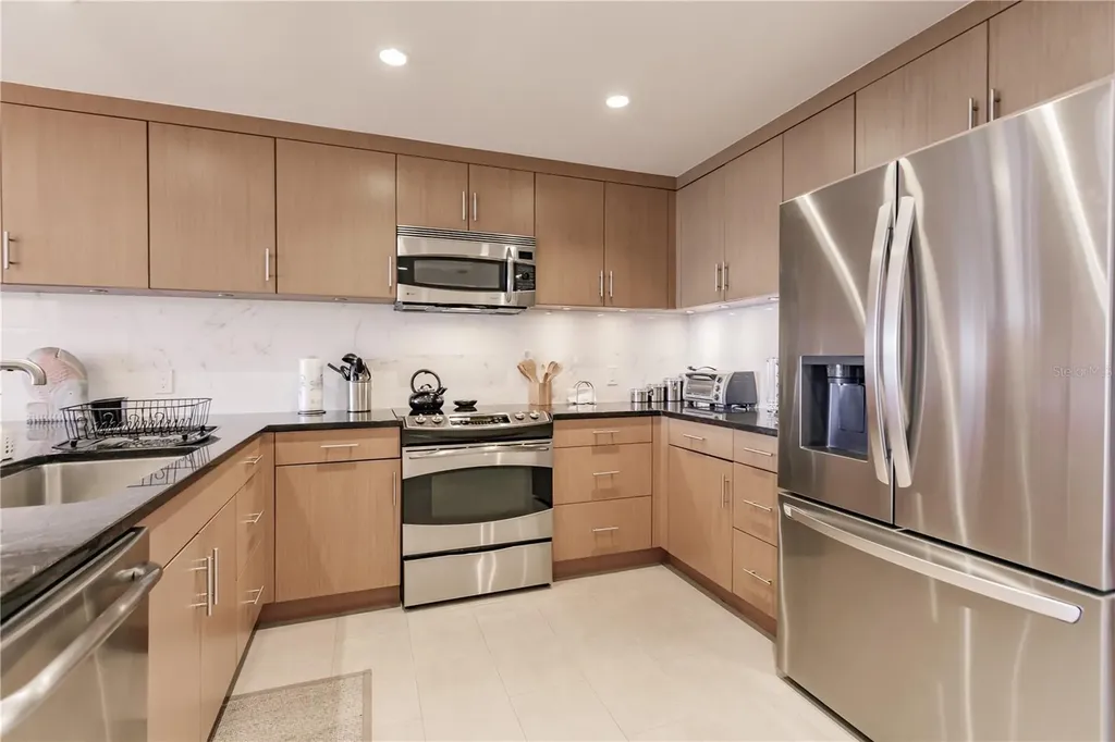 1255 E Peppertree Drive Sarasota FL 34242