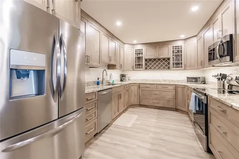 1255 E Peppertree Drive Sarasota FL 34242
