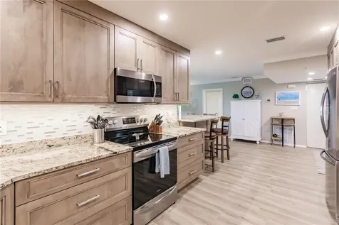 1200 E Peppertree Lane Sarasota FL 34242