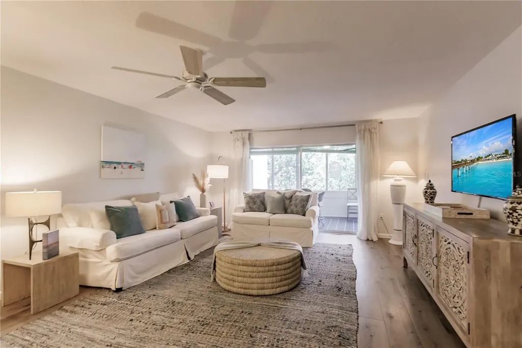 1200 E Peppertree Lane Sarasota FL 34242