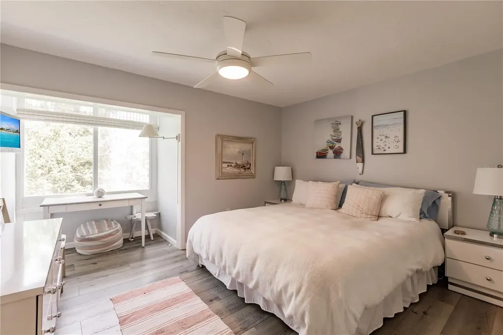 1200 E Peppertree Lane Sarasota FL 34242