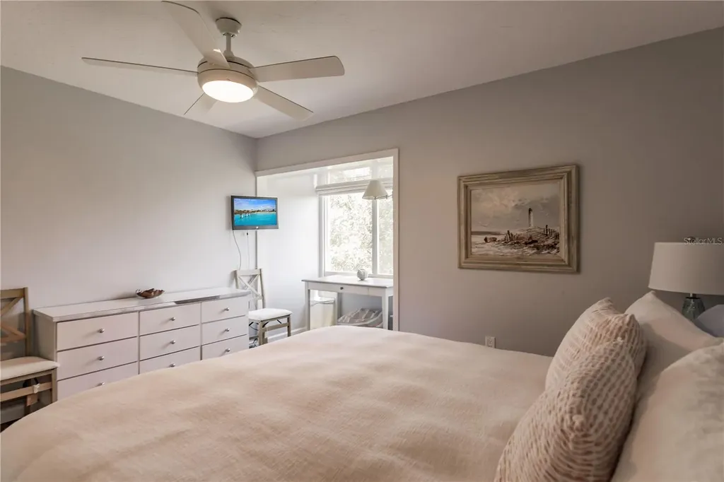 1200 E Peppertree Lane Sarasota FL 34242