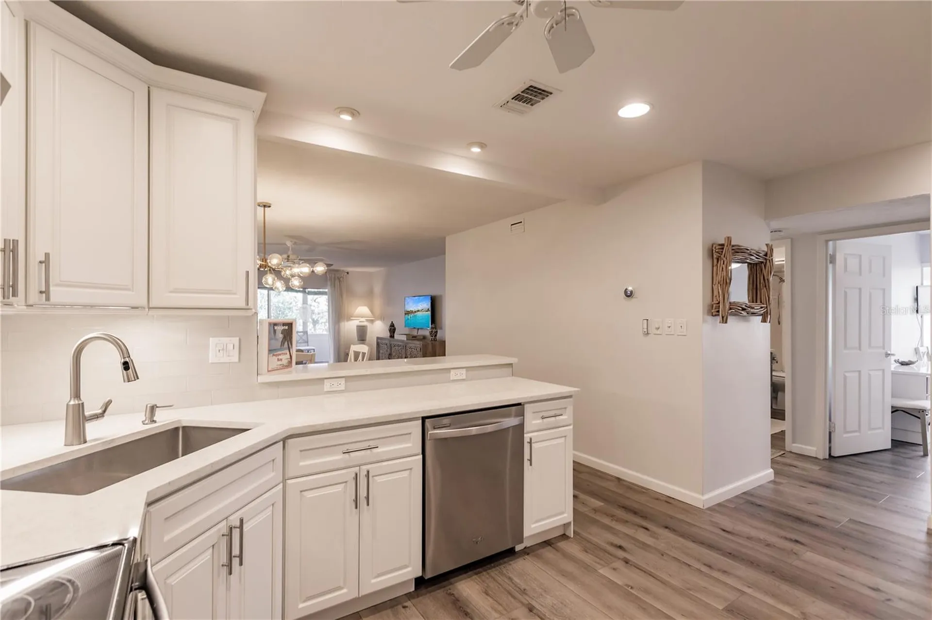 1200 E Peppertree Lane Sarasota FL 34242