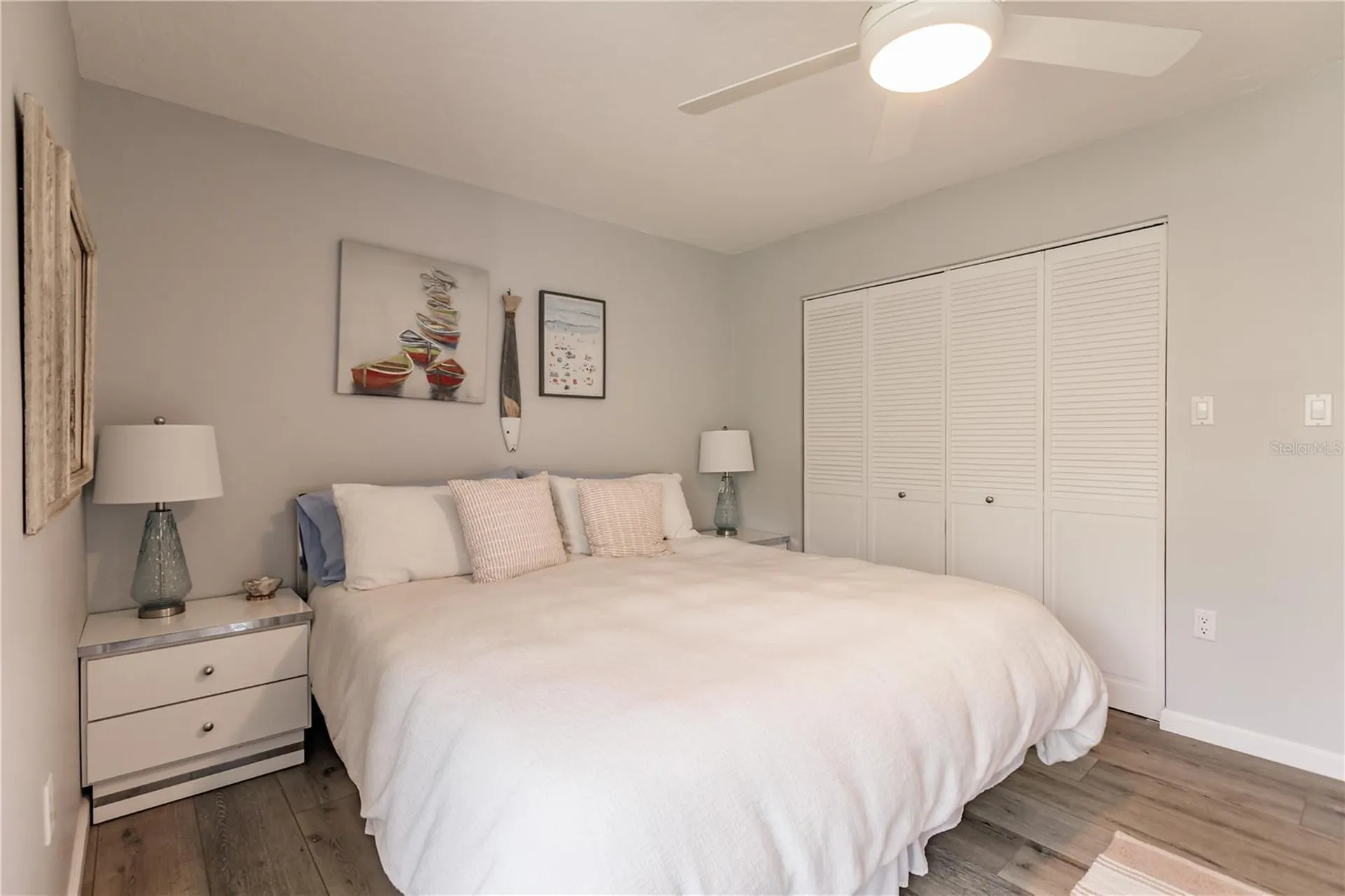 1200 E Peppertree Lane Sarasota FL 34242