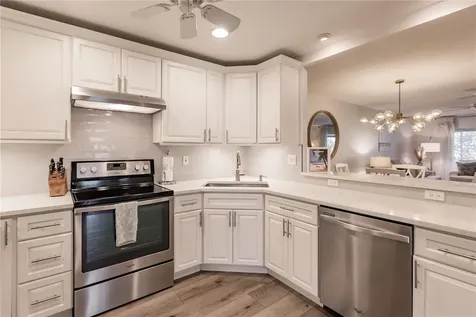 1200 E Peppertree Lane Sarasota FL 34242