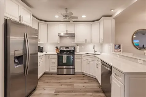 1200 E Peppertree Lane Sarasota FL 34242