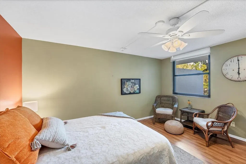 825 Bayport Way Longboat Key FL 34228