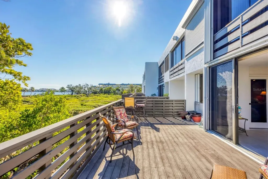 825 Bayport Way Longboat Key FL 34228