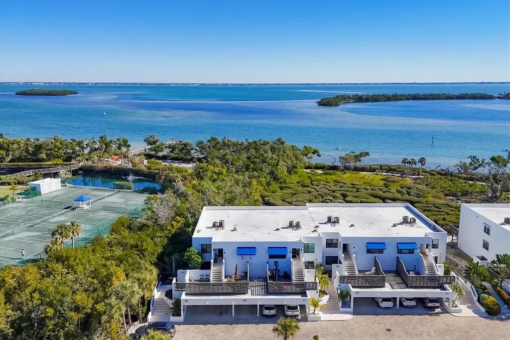 825 Bayport Way Longboat Key FL 34228
