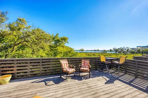 825 Bayport Way Longboat Key FL 34228