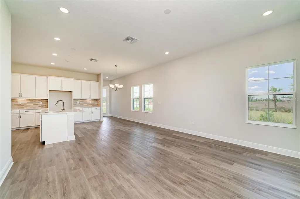 35509 Stableton Lane Zephyrhills FL 33541