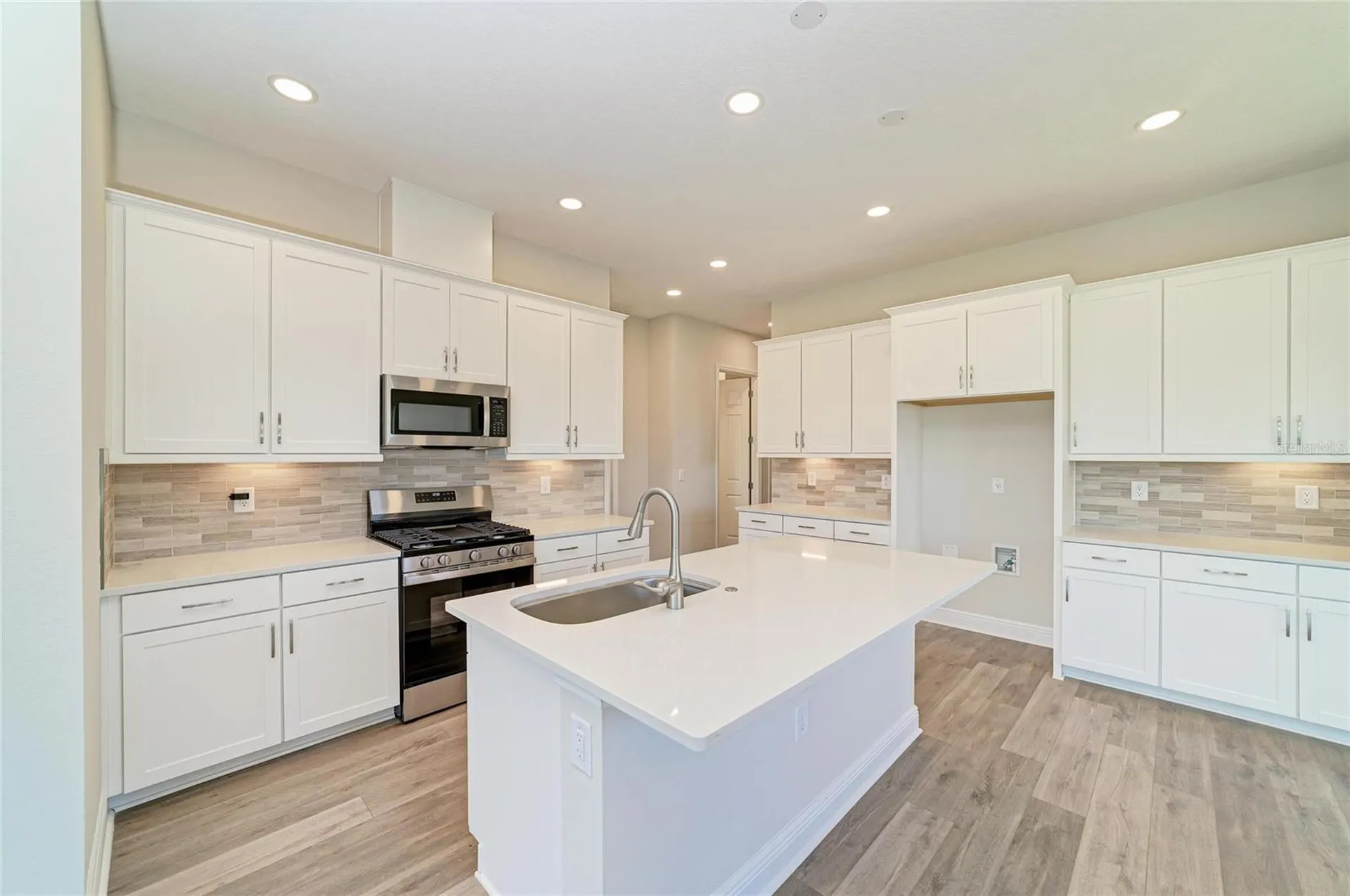 35509 Stableton Lane Zephyrhills FL 33541