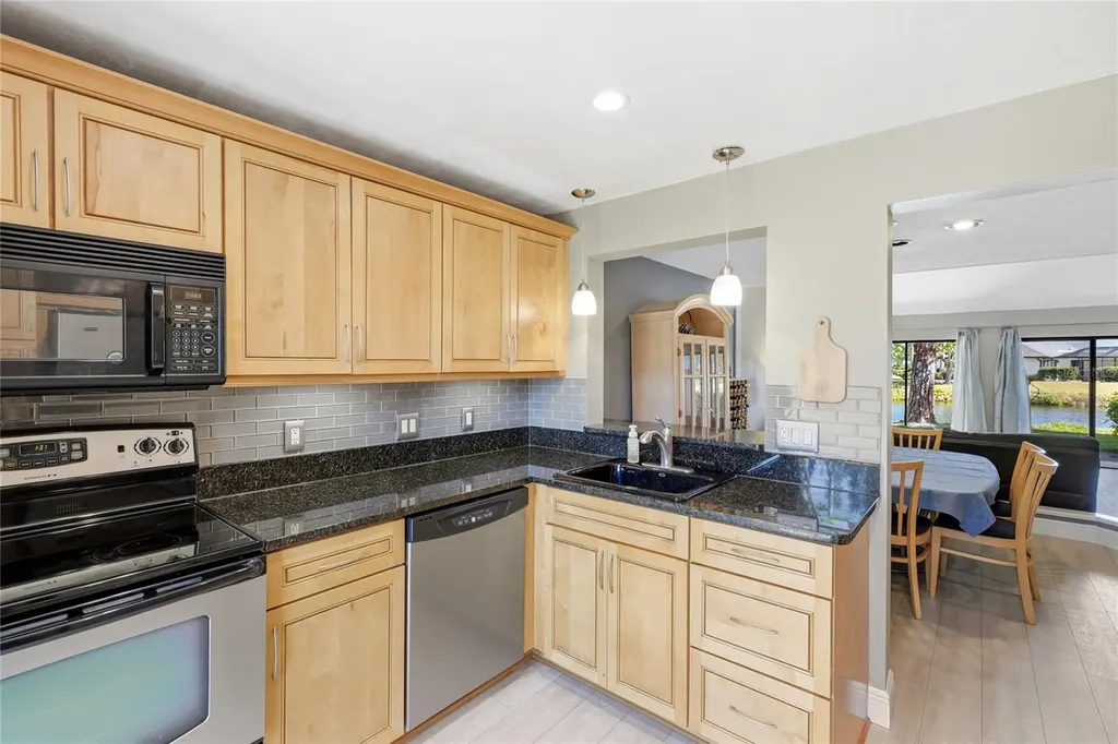 5207 Myrtle Wood Sarasota FL 34235
