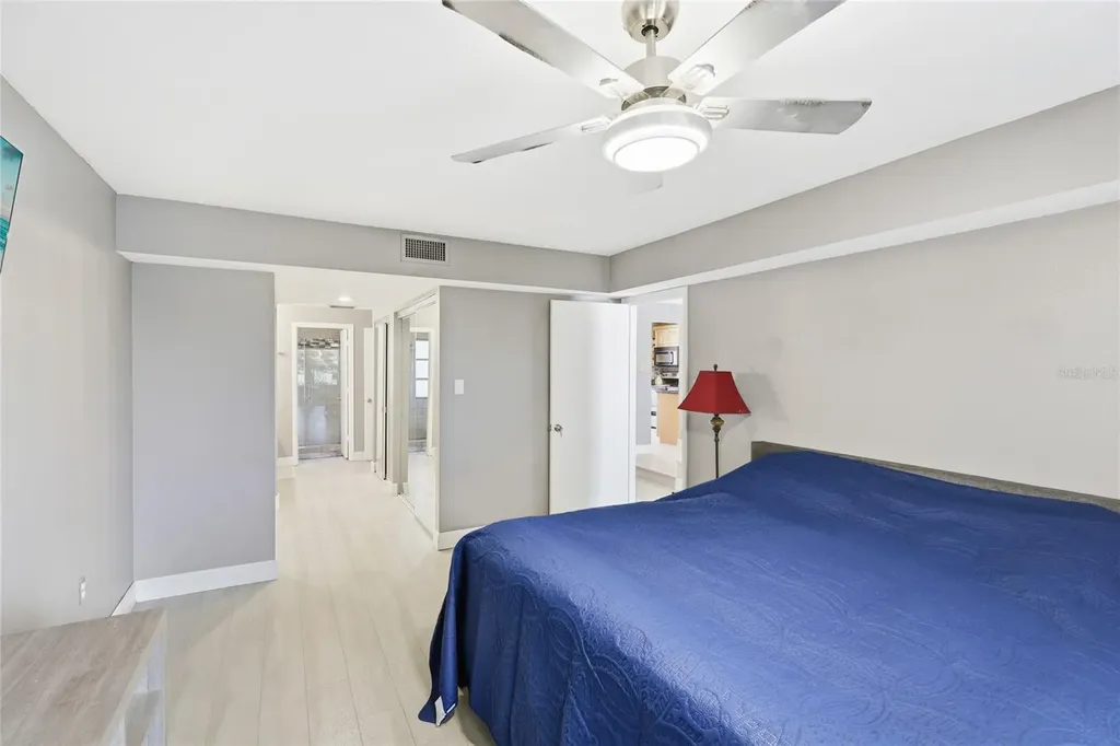 5207 Myrtle Wood Sarasota FL 34235