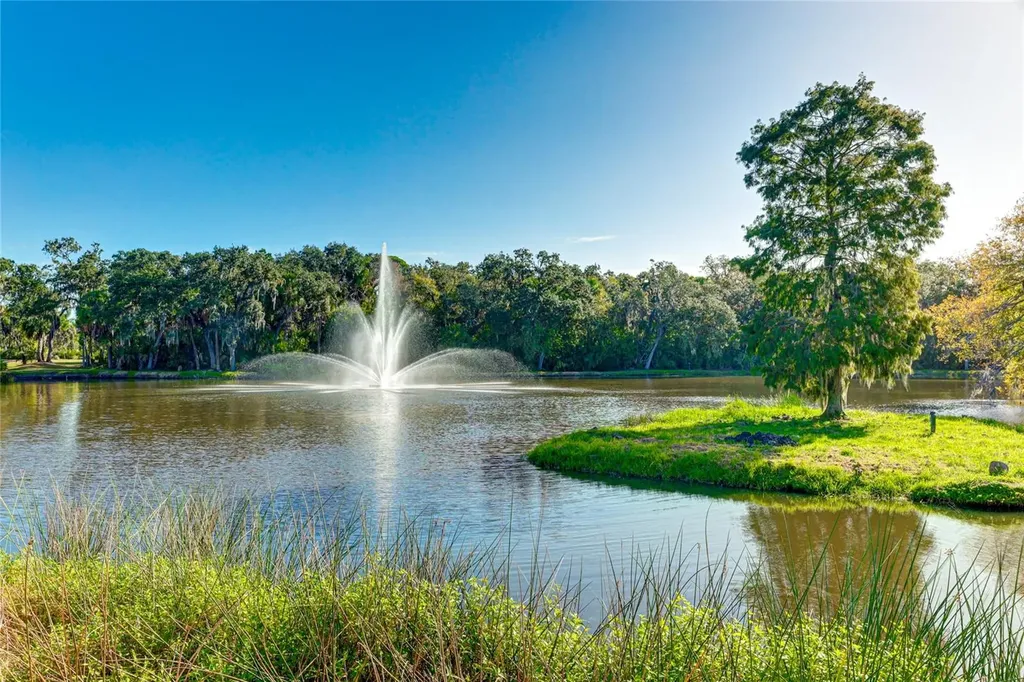 5207 Myrtle Wood Sarasota FL 34235