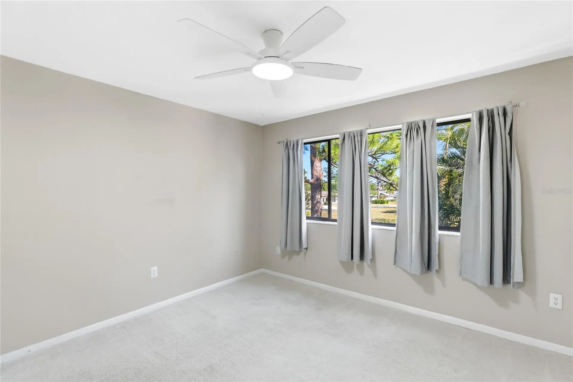 5207 Myrtle Wood Sarasota FL 34235