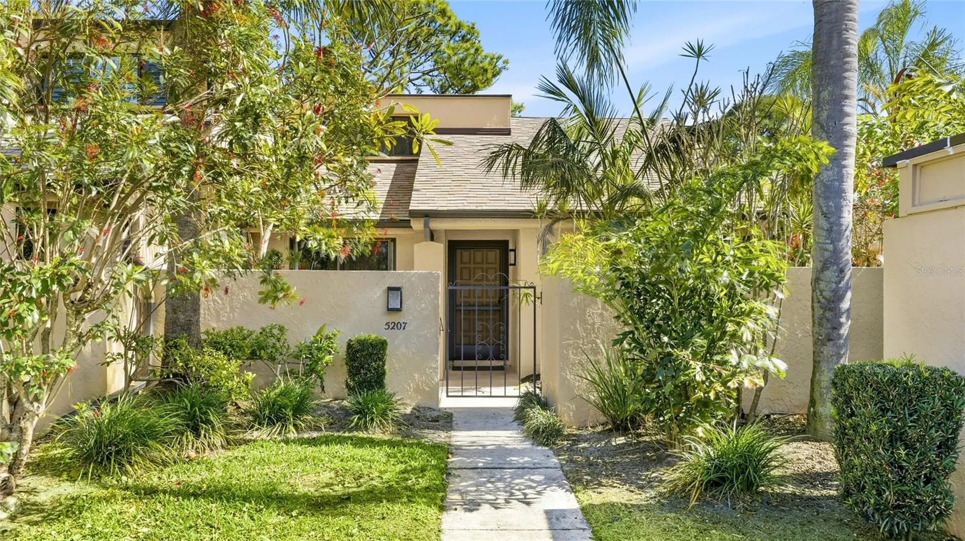 5207 Myrtle Wood Sarasota FL 34235