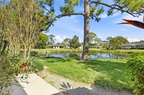 5207 Myrtle Wood Sarasota FL 34235