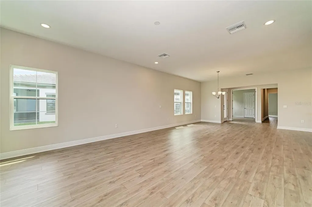 35563 Stableton Lane Zephyrhills FL 33541