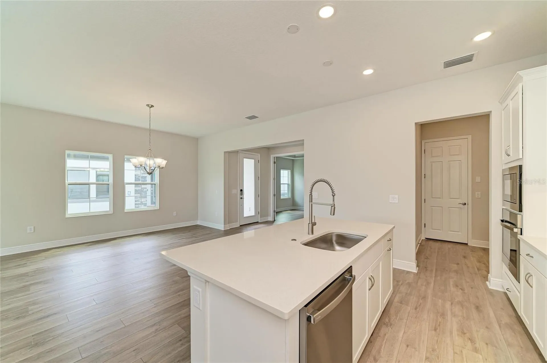 35563 Stableton Lane Zephyrhills FL 33541