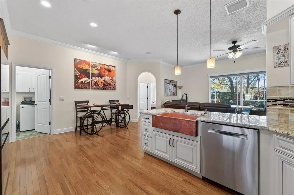 3522 Fox Squirrel Lane Valrico FL 33596