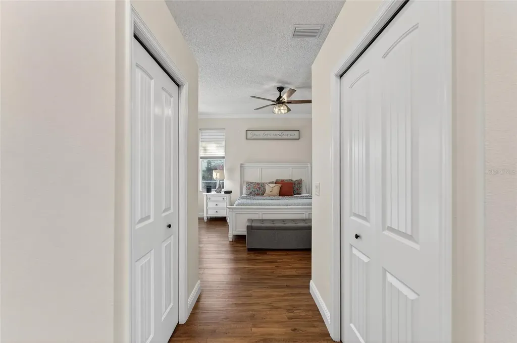 3522 Fox Squirrel Lane Valrico FL 33596