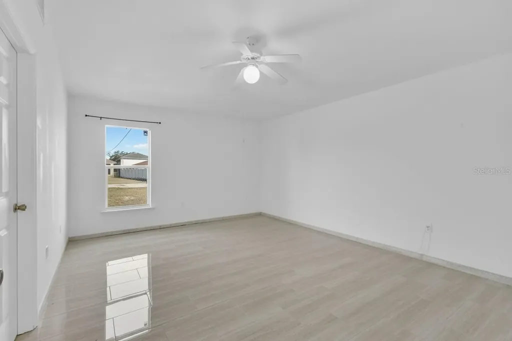 327 Salmon Court Kissimmee FL 34759