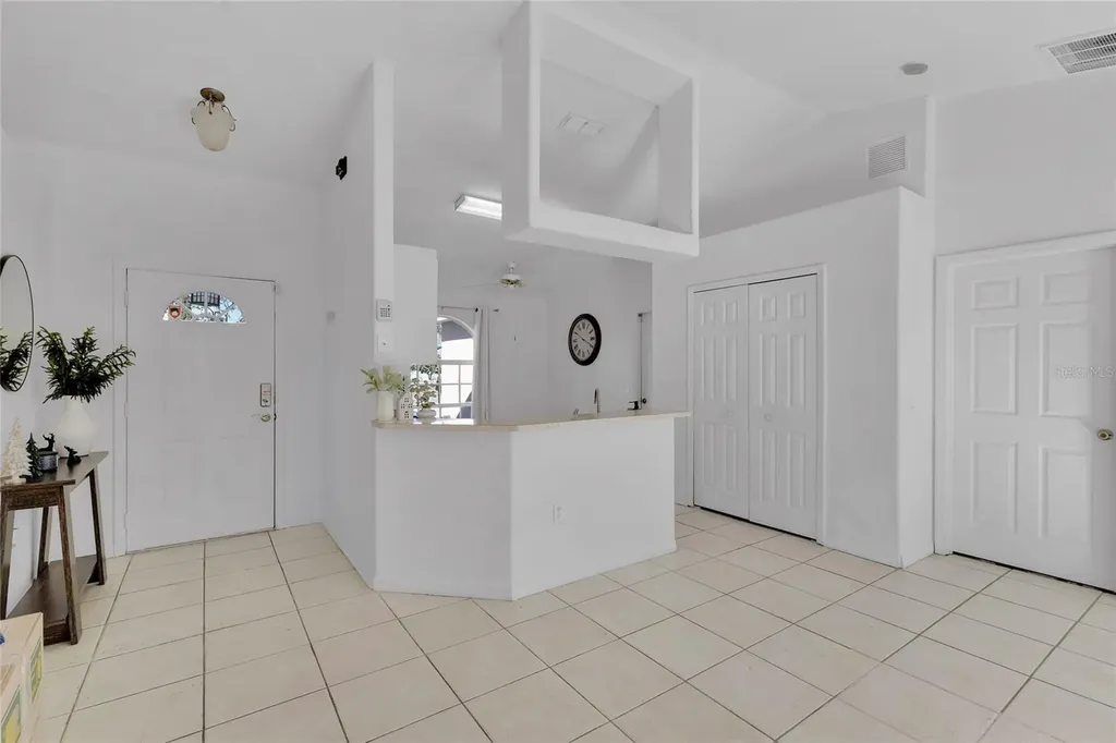327 Salmon Court Kissimmee FL 34759