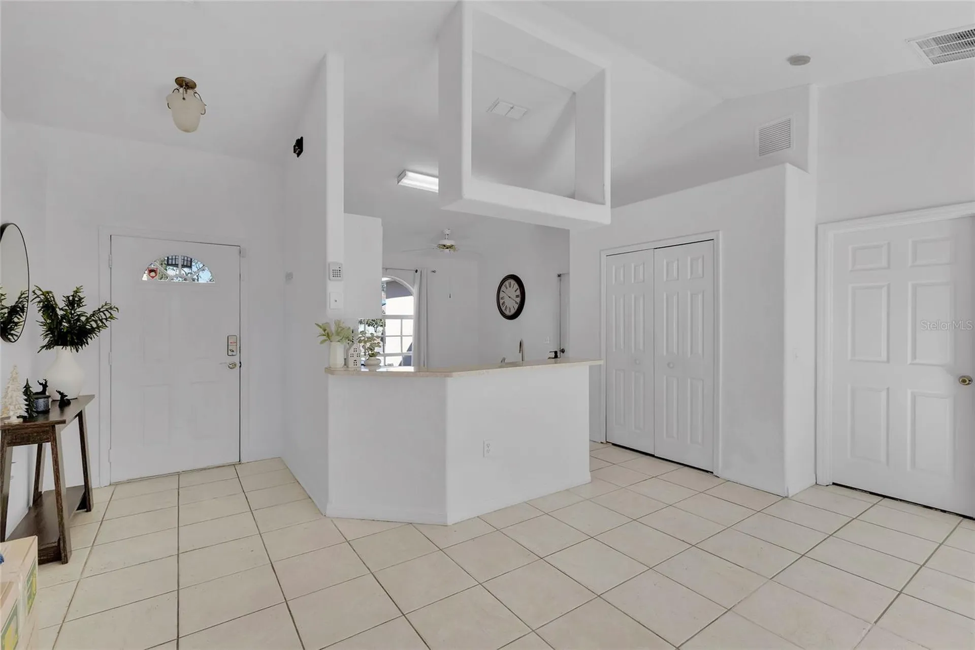 327 Salmon Court Kissimmee FL 34759