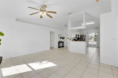 327 Salmon Court Kissimmee FL 34759
