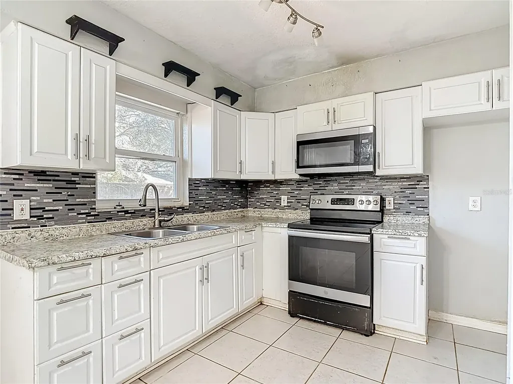 27183 Thorncrest Avenue Brooksville FL 34602