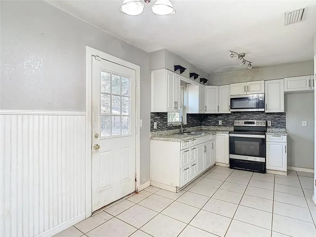 27183 Thorncrest Avenue Brooksville FL 34602