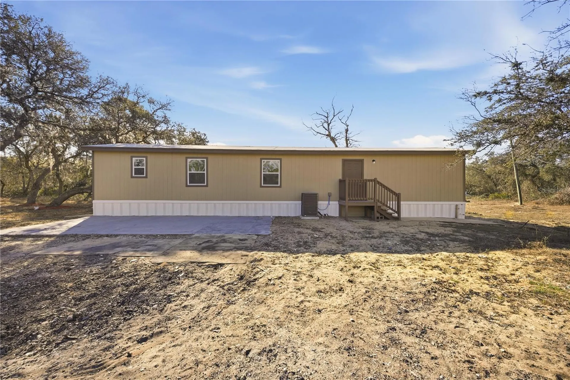 19661 SE 94th Place Ocklawaha FL 32179