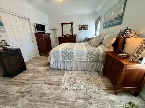 9790 66th Street N Pinellas Park FL 33782