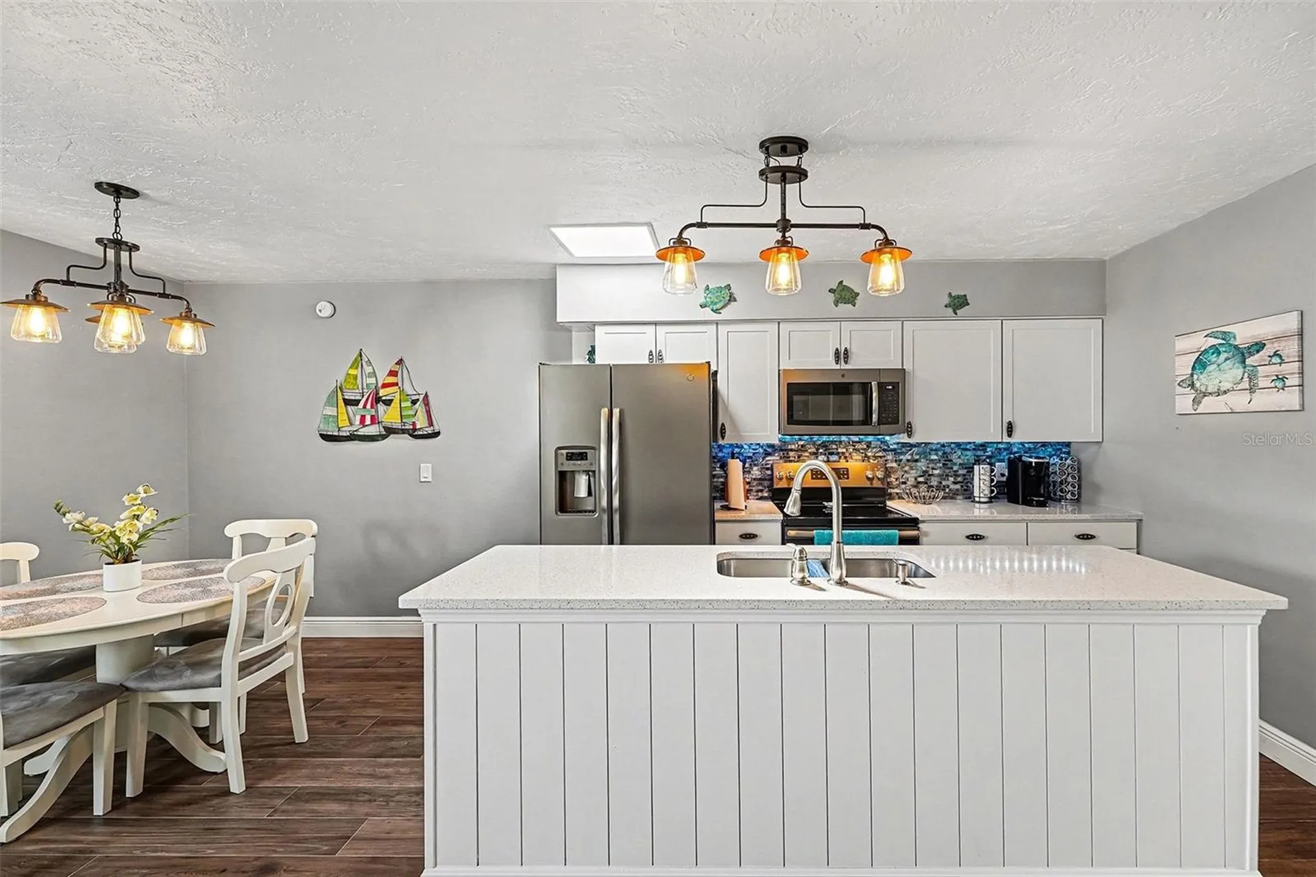 250 Rosery Road NW Largo FL 33770