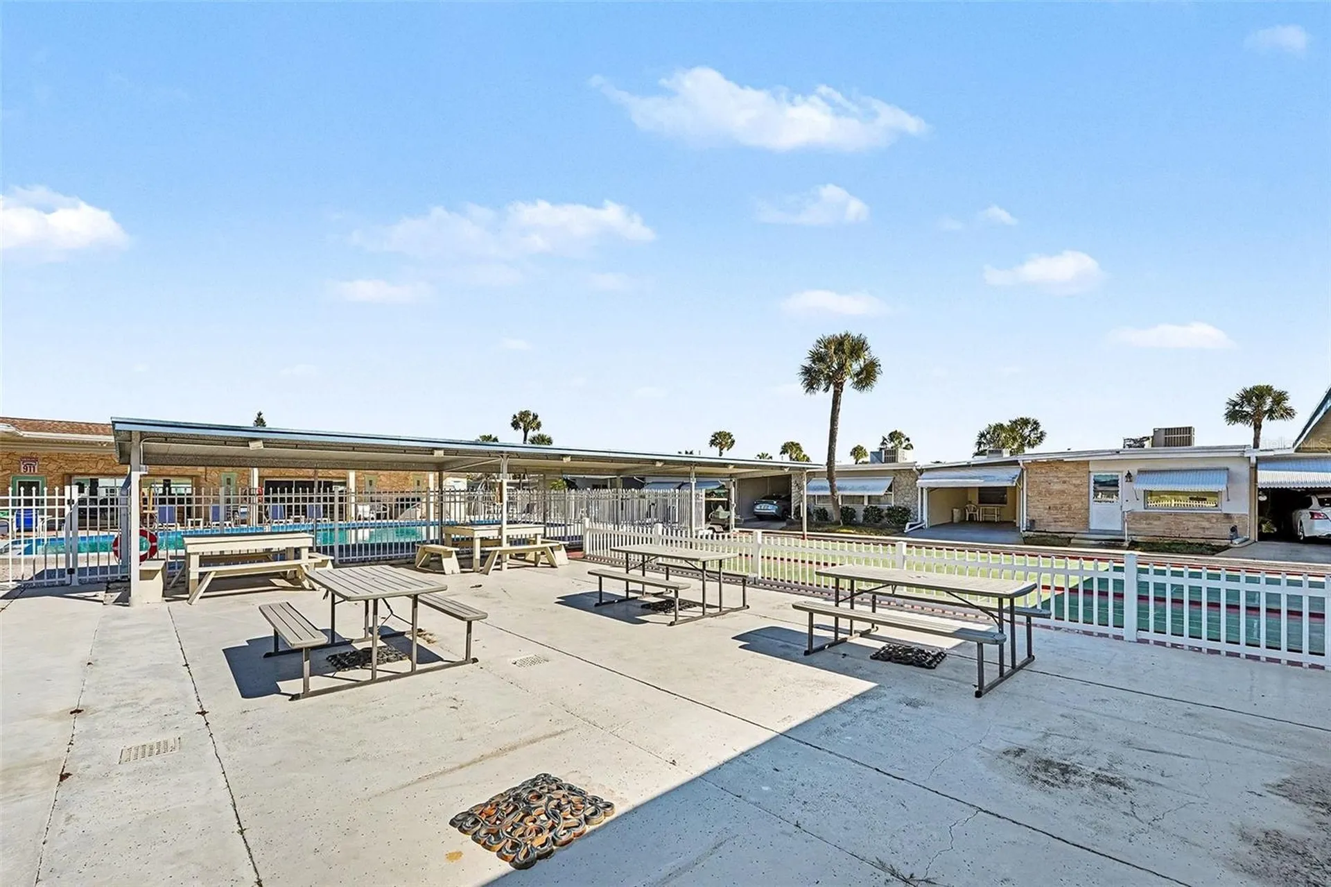 250 Rosery Road NW Largo FL 33770