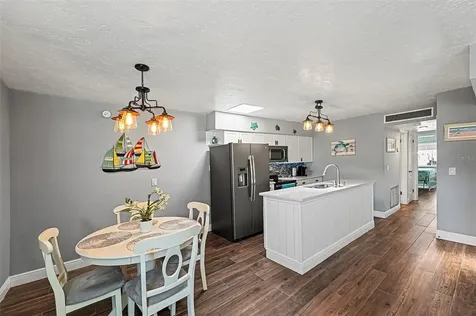 250 Rosery Road NW Largo FL 33770