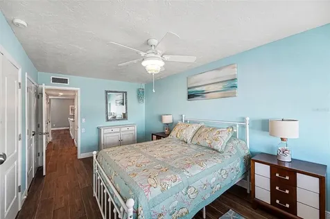 250 Rosery Road NW Largo FL 33770