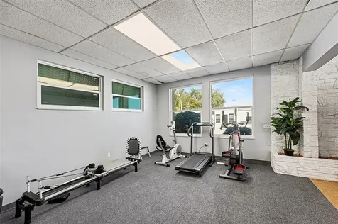 250 Rosery Road NW Largo FL 33770